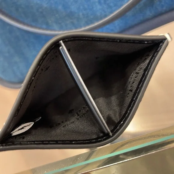 Kate Spade Madison Small Slim Card Holder
Platinum Grey Multi
NWT - Picture 12 of 16